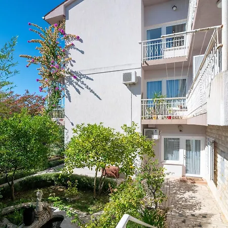 7410e Appartement *